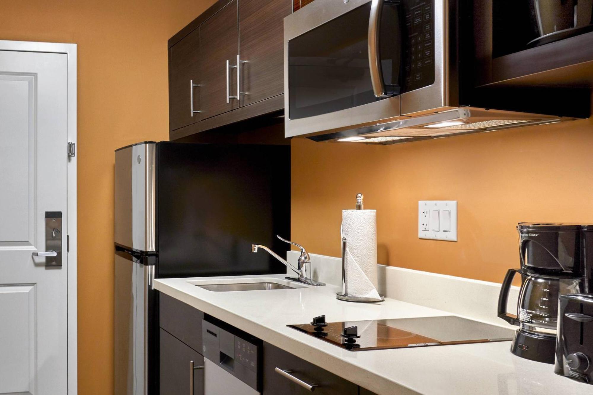 Towneplace Suites By Marriott Fort Mcmurray Exteriér fotografie