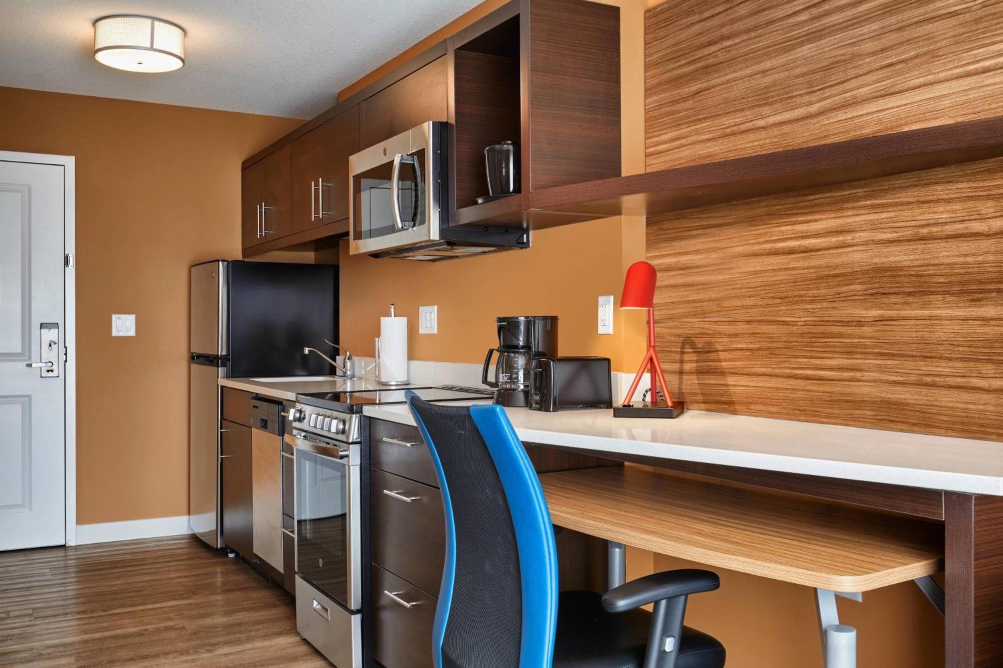 Towneplace Suites By Marriott Fort Mcmurray Exteriér fotografie